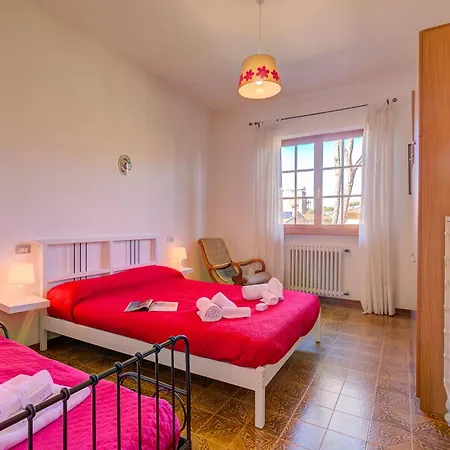 Casa Maddalena Al Mare 600m From Sea - Happy Holiday home Marina di Pietrasanta