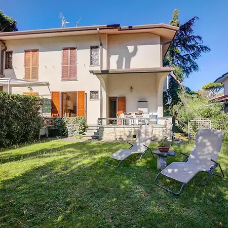 Casa Maddalena Al Mare 600m From Sea - Happy * Marina di Pietrasanta